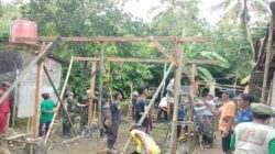 Hidup Sebatang Kara, Azhari dan Ibu Sikar Dibuatkan Rumah Oleh TNI dan Warga Desa Pahonjean Majenang