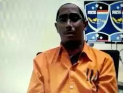 Viral, Ustaz Maaher At-Thuwailibi atau Soni Eranata Menangis-Nangis