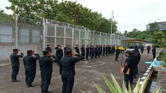 apel pagi unit pelaksaan teknis lapas nusakambangan