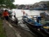 basarnas cilacap melakukan pencarian nelayan asal pangandaran yang tenggelam di srandil