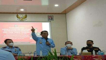 Berikan Pengarahan, Kakanwil Kemenkumham Jateng Tekankan “Kita Pelayan Publik”