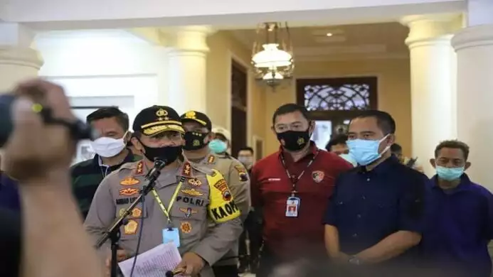 kapolda jateng saat konferensi pers