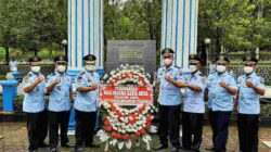Kegiatan Tabur Bunga dalam rangka Peringatan HDKD 2021