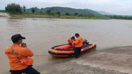Hari ke 2 Pencarian Korban di Sungai Pemali Brebes Terkendala Derasnya Air Sungai