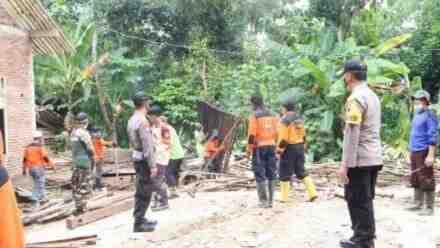 8 Keluarga Terdampak Tanah Bergerak di Mandiraja Banjarnegara