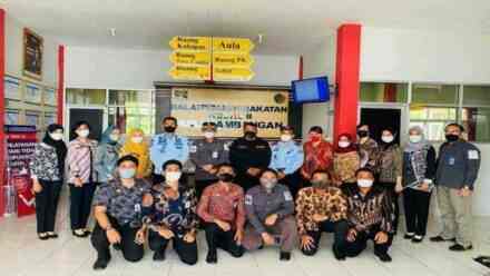Kunjungan Direktur Teknologi Informasi dan Kerja Sama Pada Bapas Nusakambangan