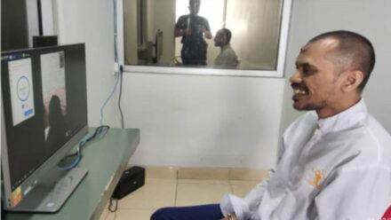 Lapas Khusus Kelas IIA Karanganyar Nusakambangan Laksanakan Pemenuhan Hak bagi Warga Binaan Pemasyarakatan melalui Video Call