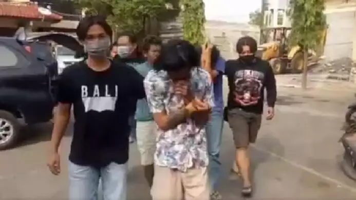 penangkapan pencuri motor di brebes