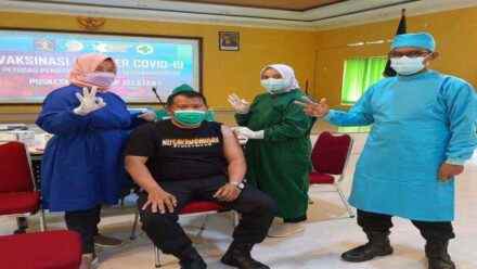 Petugas di UPT Pemasyarakatan se-Nusakambangan jalani Vaksin Booster