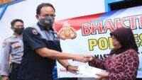 Bantuan Sosial Diberikan Polres Blora bersama PWI kepada Korban Kebakaran