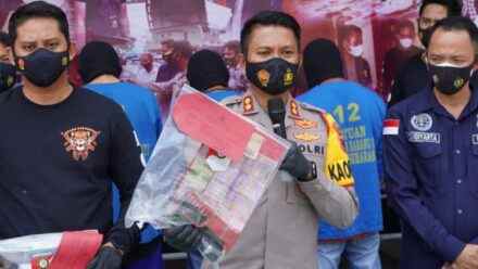 Gegara Kerap Dipalak, Warga Semarang ini Tusuk dan Pukul Pemalaknya