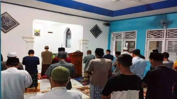 shalat tarawih sebagai salah satu upaya rehabilitasi mental bagi warga binaan di bulan ramadhan