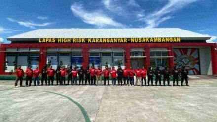 Studi Banding Kanwil Kemenkumham DIY di Lapas Khusus Kelas IIA Karanganyar Nusakambangan