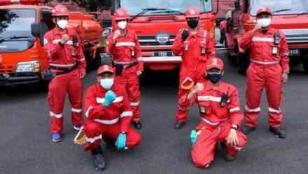 Masa PPKM di Perpanjang, Regu Pertamina Semprotkan Disinfektan