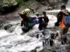 tim sar gabungan evakuasi mayat pria yang tenggelam di curug ci soreng