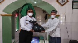 Tingkatkan Iman Lapas Kelas IIB Cilacap Gelar Bakti Sosial