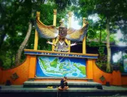 NKRI Harga Mati, Tugu di Gunung Selok Adipala yang bisa Jadi Spot Selfi
